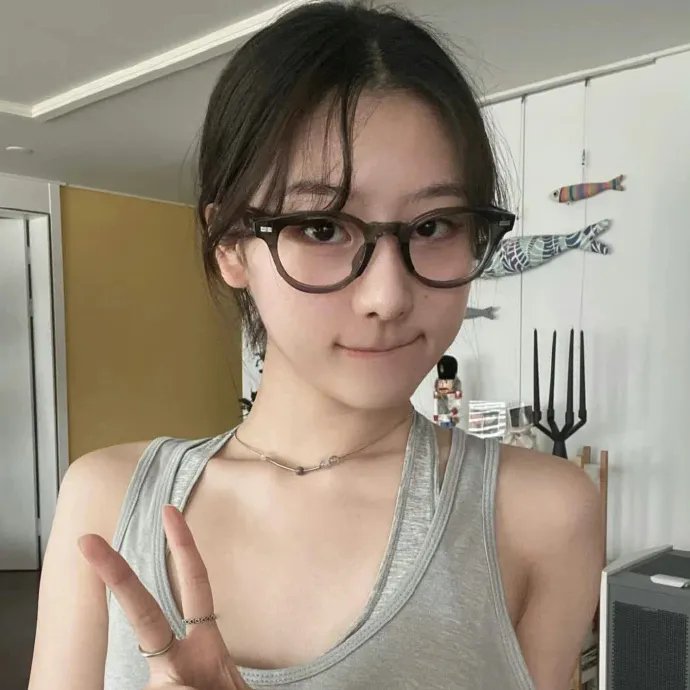 在拥挤的房间拥抱